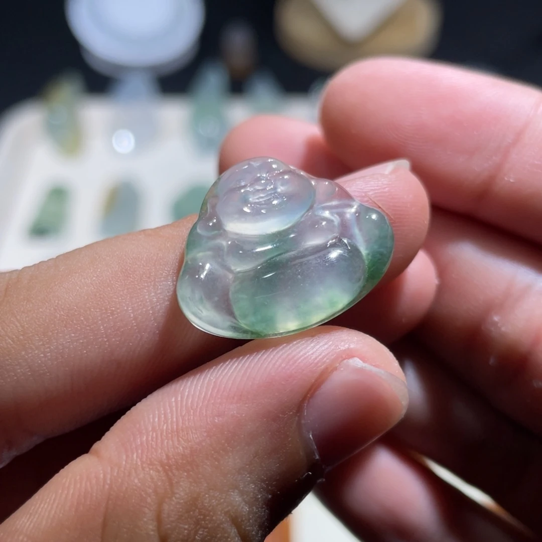 颈饰未镶嵌翡翠佛公