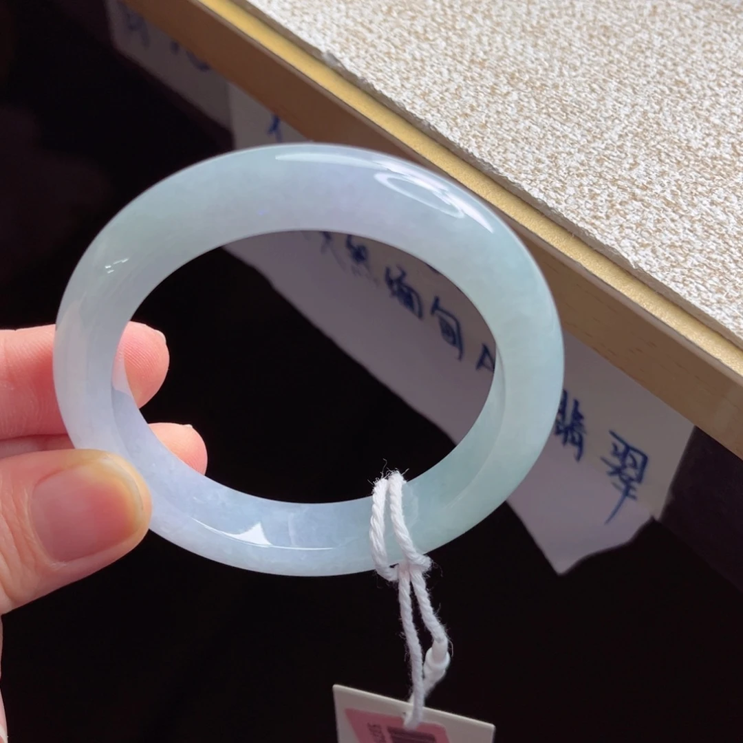 翡翠未镶嵌手镯手镯