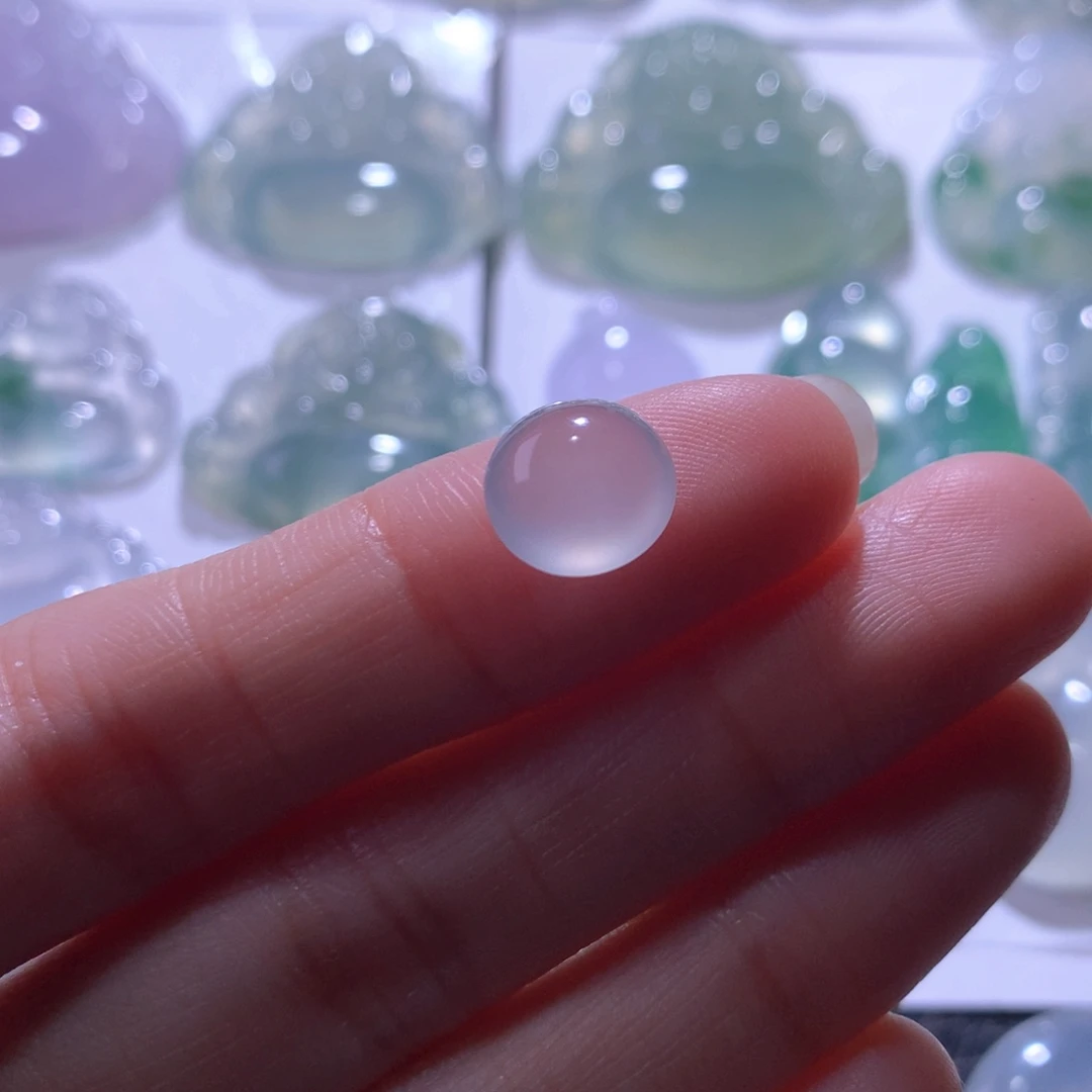 翡翠未镶嵌颈饰蛋面