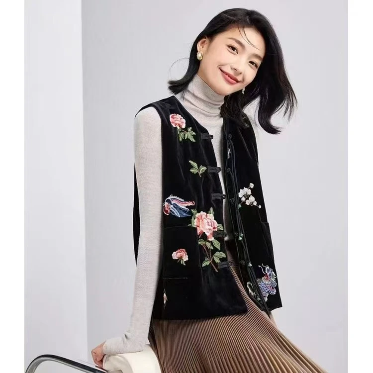 姐妹花大码女装绣花马甲早春时尚9002