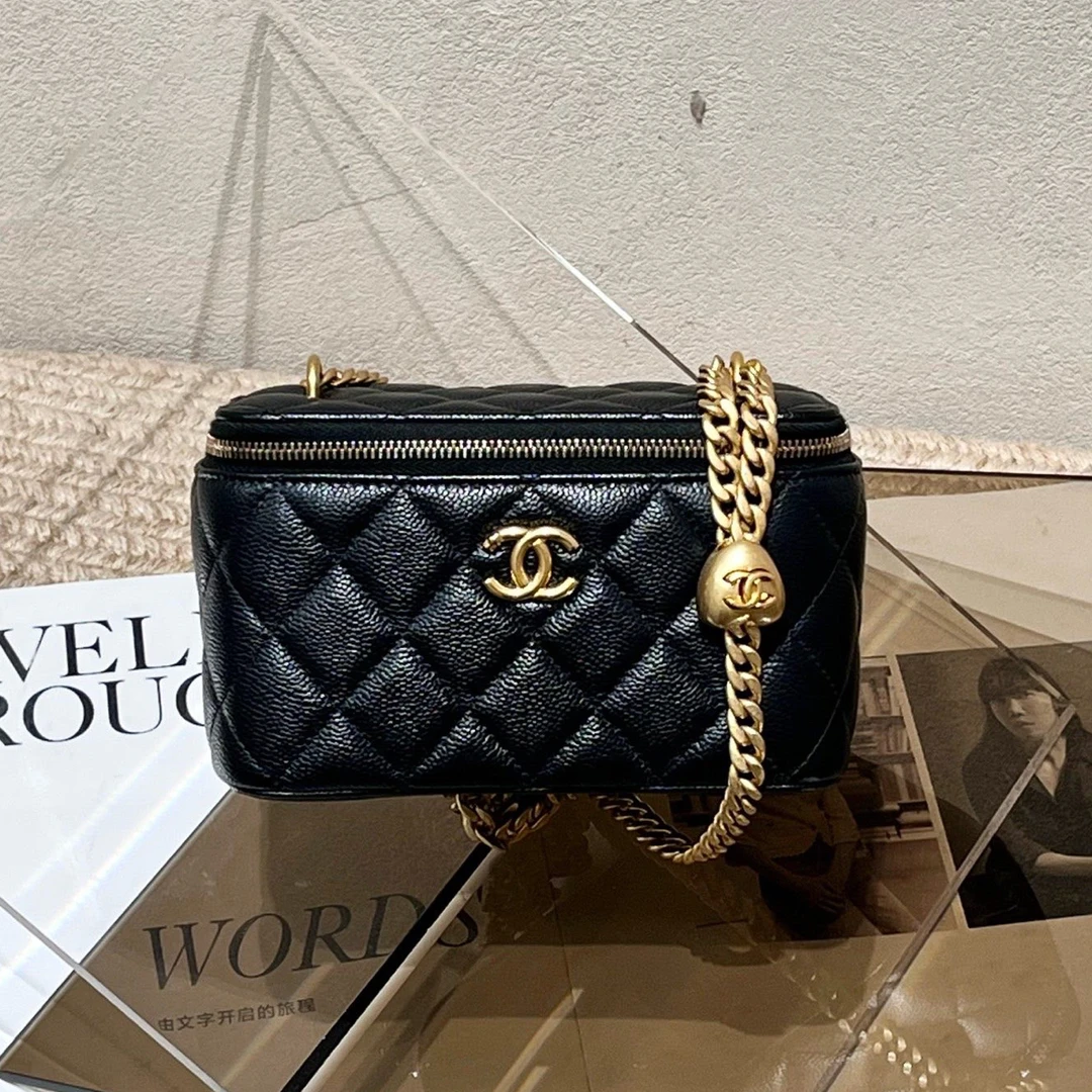 99新 Chanel/香奈儿 23P黑金荔枝牛爱心调节扣长盒子