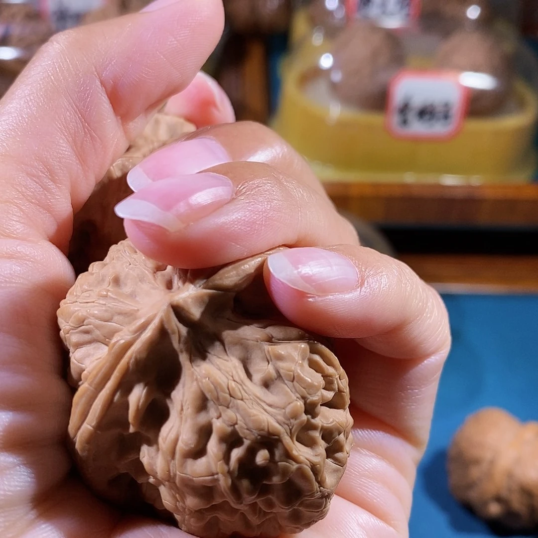 文玩核桃吊坠秒核欢