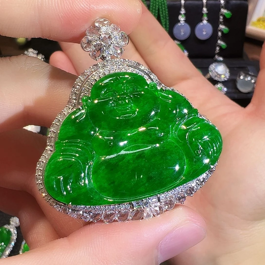 翡翠颈饰18K金镶嵌佛公