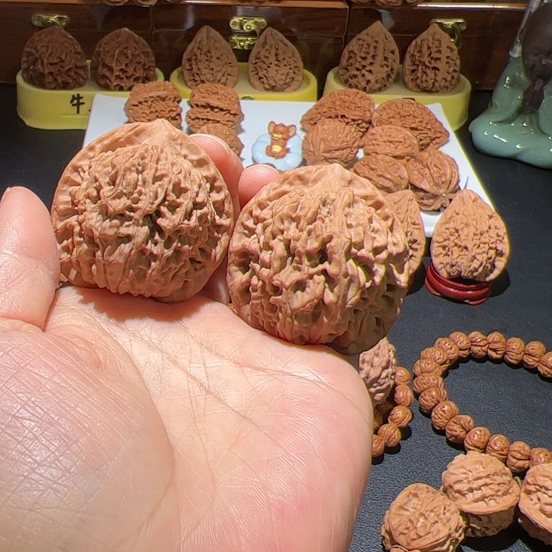 文玩核桃把件王*遥龙行天下