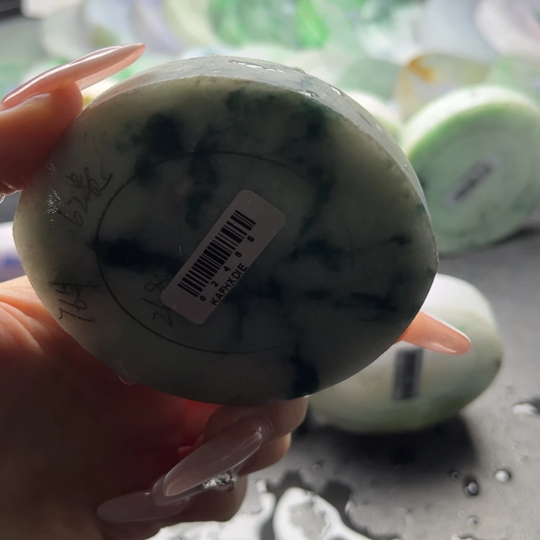 定制翡翠未镶嵌翡翠