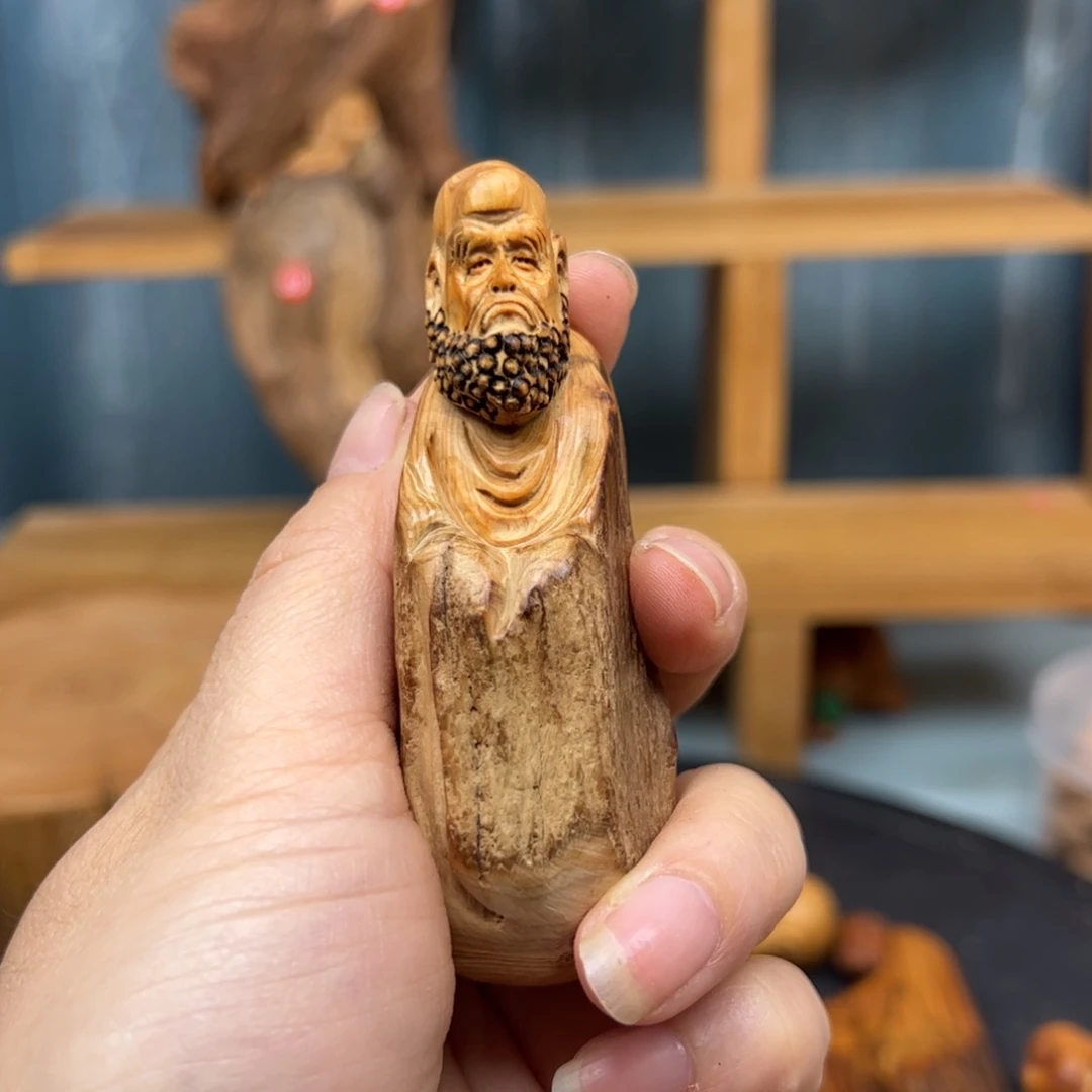 木通*塔崖柏木摆件手把件