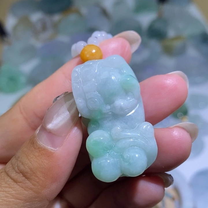 翡翠未镶嵌颈饰缅甸翡翠