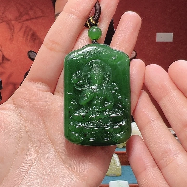 虎***了和田玉未镶嵌颈饰