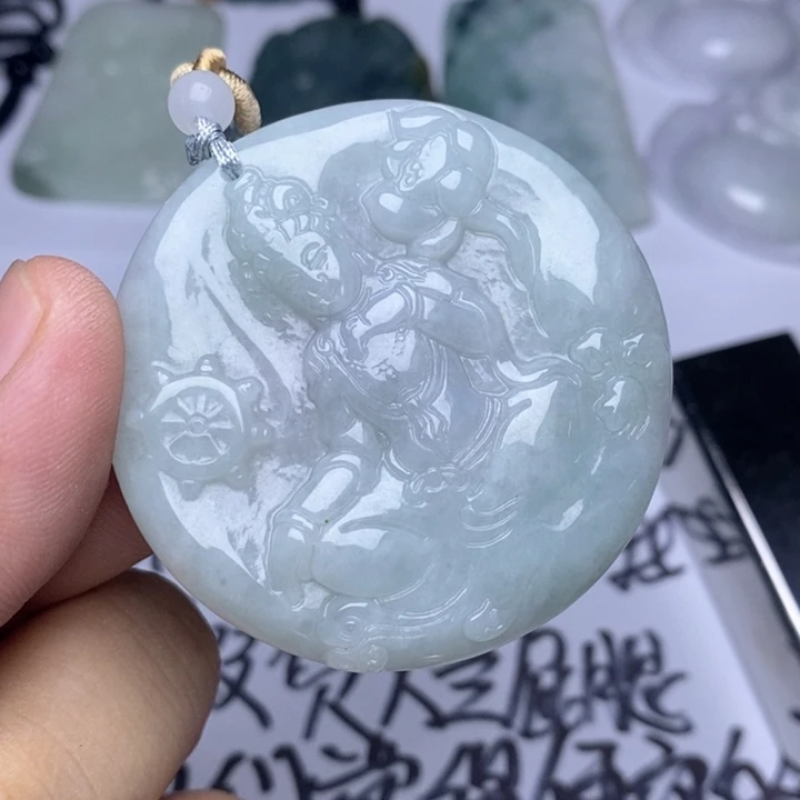 颈饰未镶嵌翡翠商**可翡翠