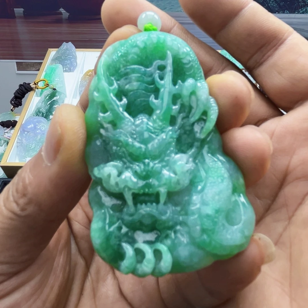 翡翠未镶嵌颈饰天然