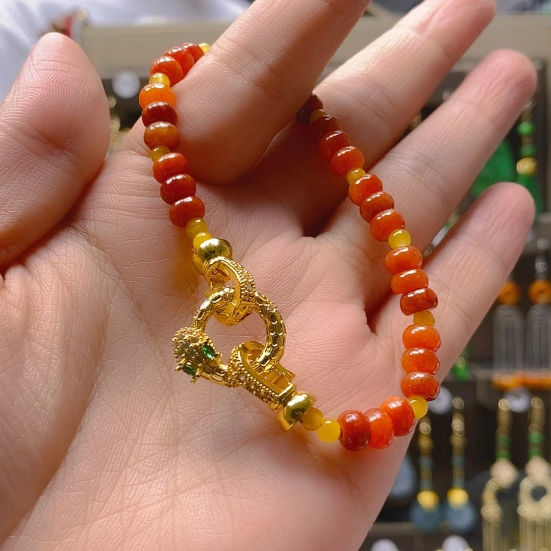 未镶嵌翡翠耳饰翡翠