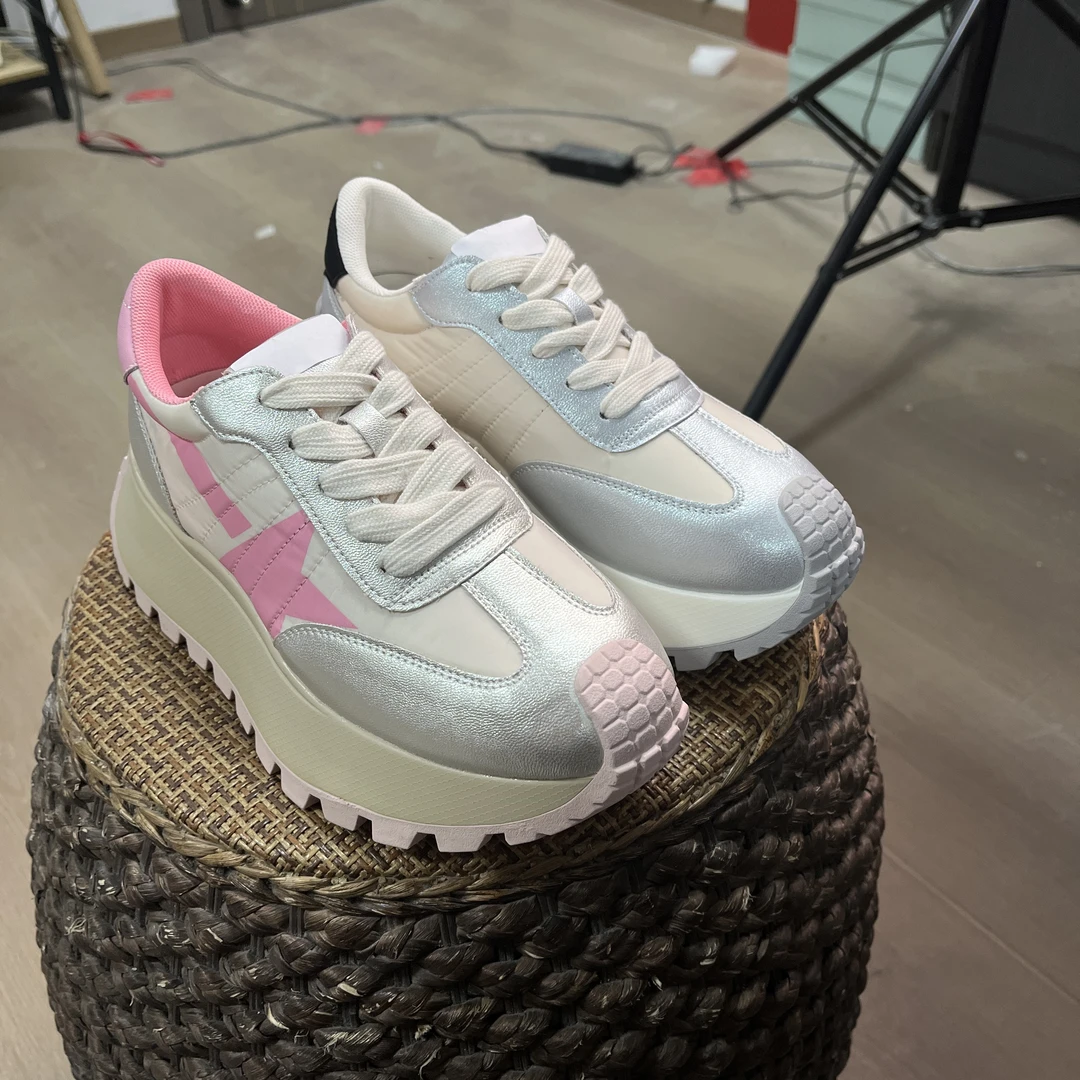 【回忆】增高7CM 2025年春季新款时尚百搭复古厚底阿甘鞋女K8116D