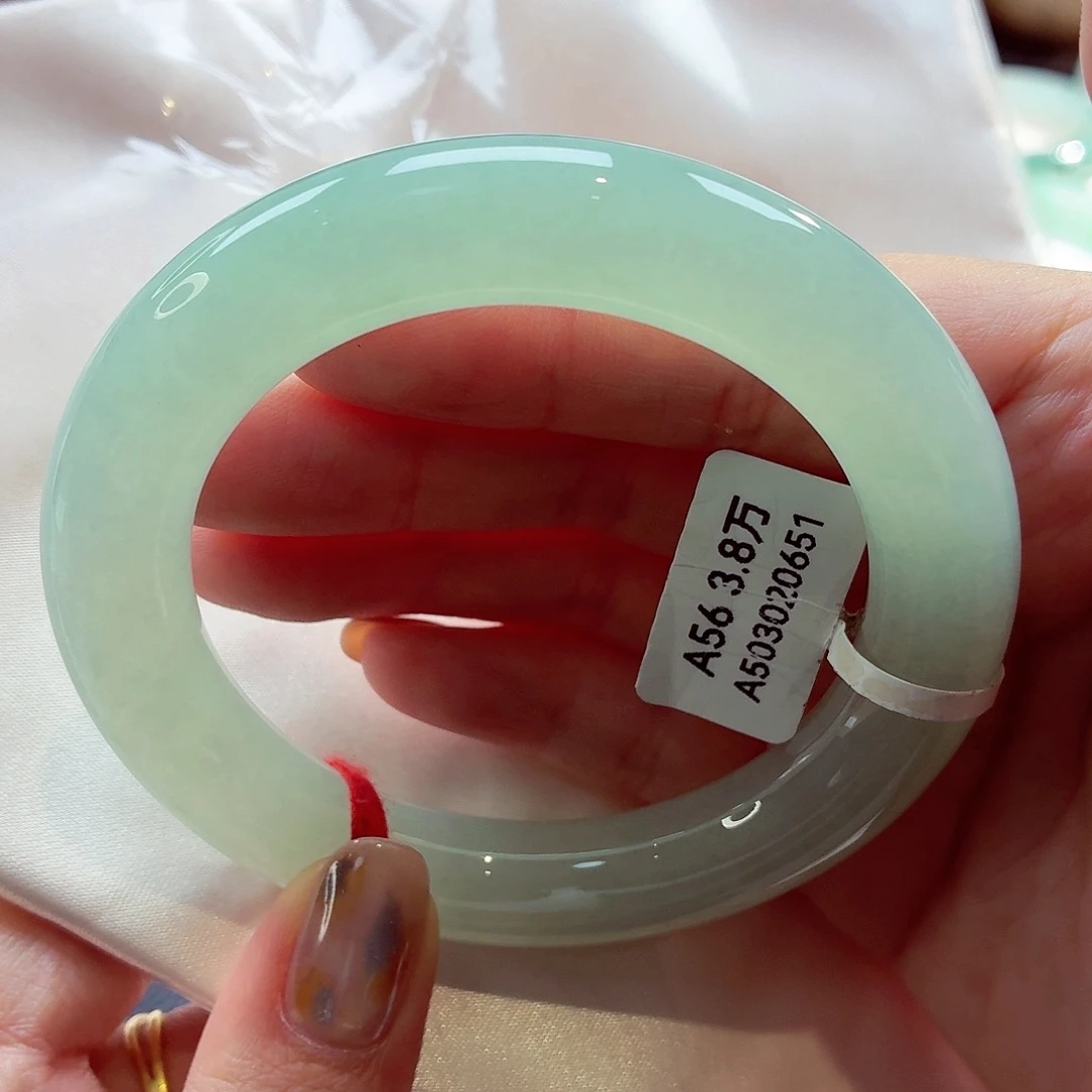 翡翠未镶嵌手镯（圆镯）22（34号）