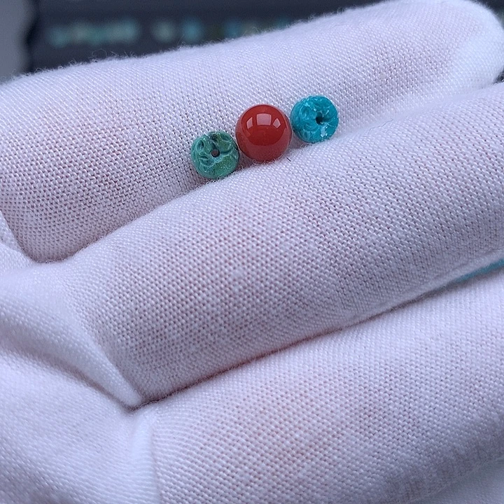 南红玛瑙未镶嵌珠宝奇石