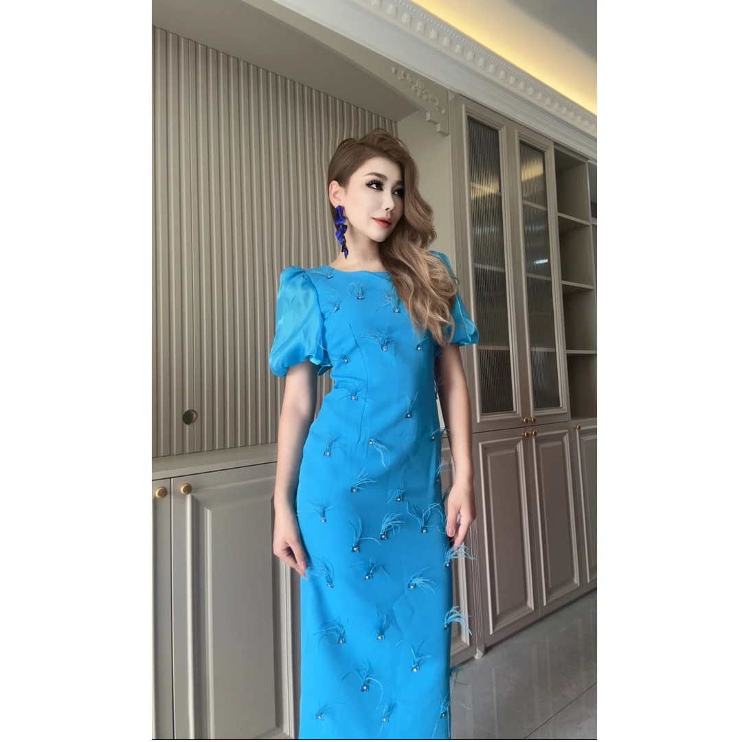 8697【古丽店铺包邮❤️】轻奢高级这个羽毛镶嵌时尚温柔女装连衣裙