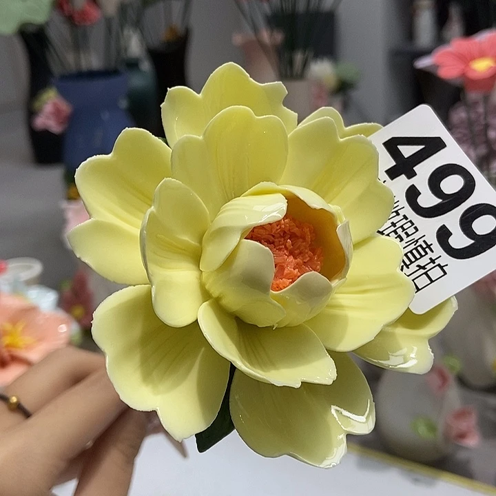 陶瓷纯手工捏花设计