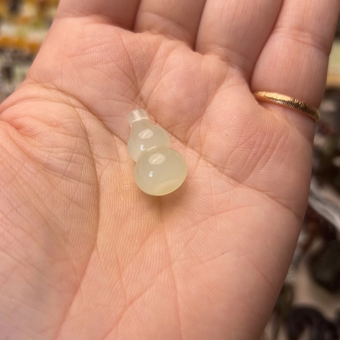 蛇纹石玉合金颈饰