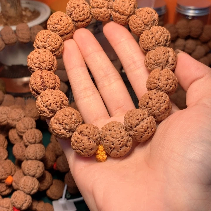 哪****金刚菩提手串20尺寸头货梁王性价比