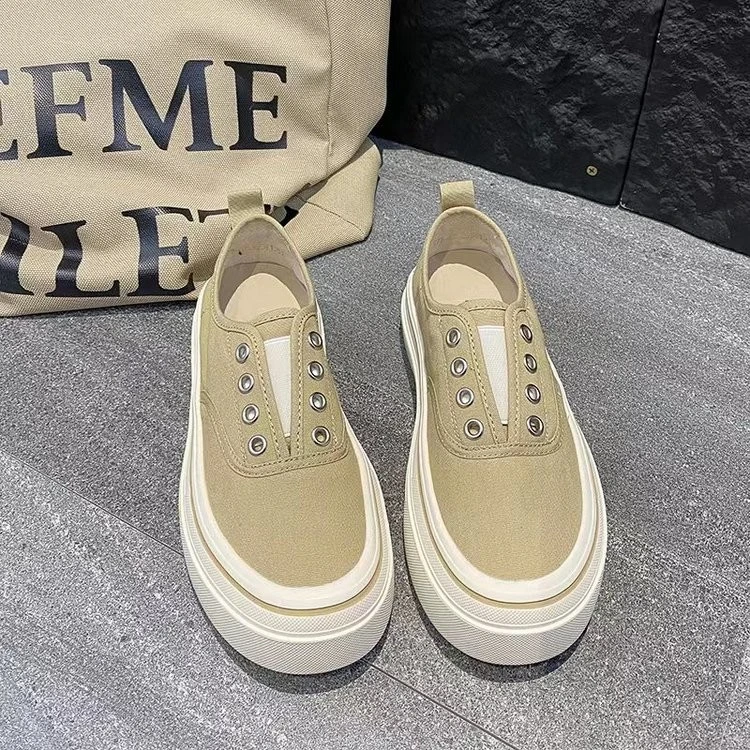 一脚蹬帆布鞋女2025新款春秋薄款透气百搭懒人鞋低帮厚底休闲板鞋