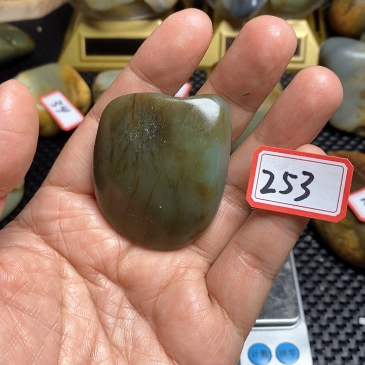 未镶嵌和田玉把件253