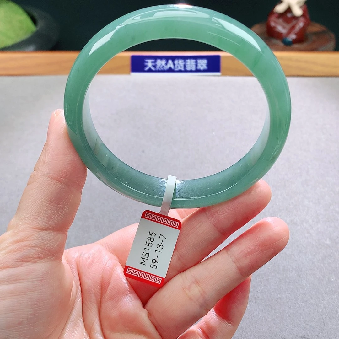 未镶嵌手镯翡翠天然翡翠手镯a货