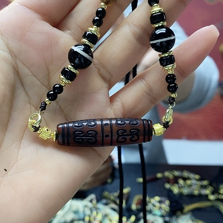 玛瑙/玉髓合金颈饰
