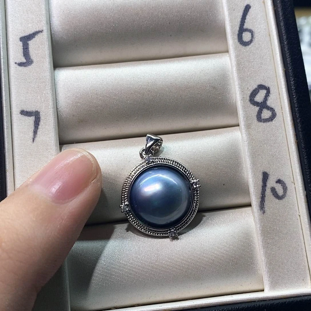 颈饰拼合珍珠（马贝珠）未镶嵌