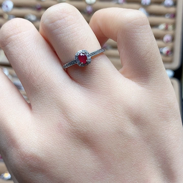 银S925镶嵌红宝石戒指