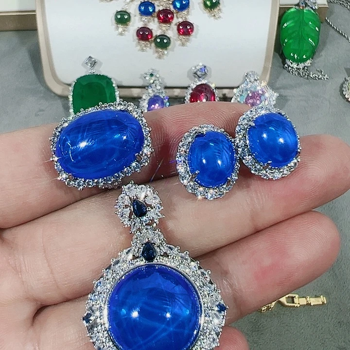 钨金无红宝蓝宝满钻镶嵌大宝贝