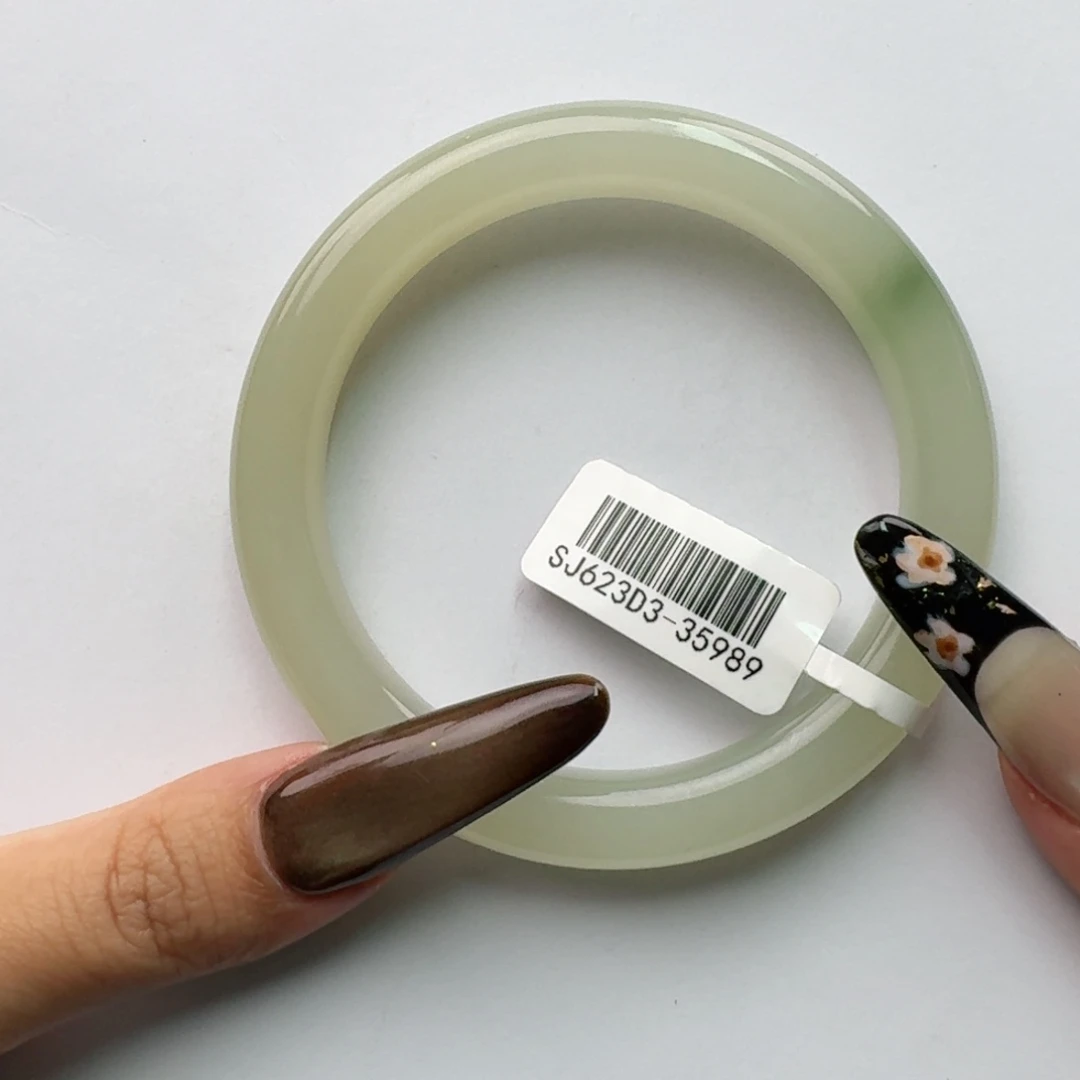 未镶嵌手镯和田玉翠青三彩镯59