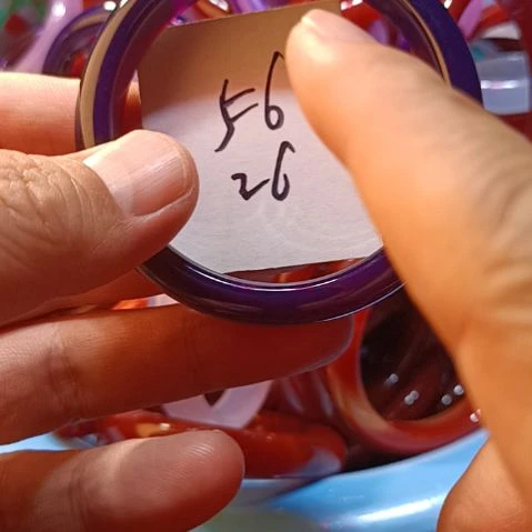 玛瑙/玉髓手镯未镶嵌