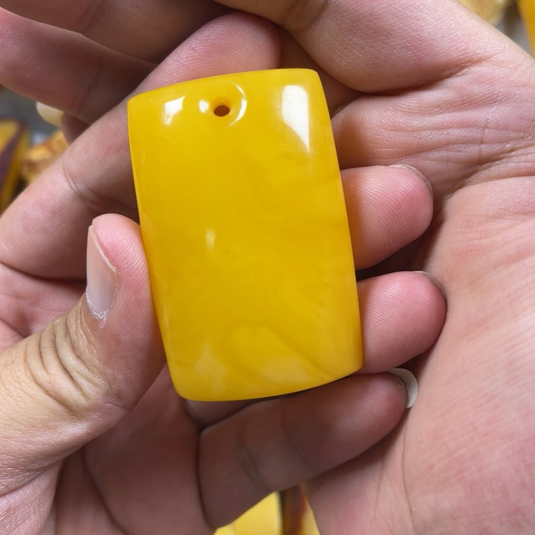 未镶嵌蜜蜡裸石牌子