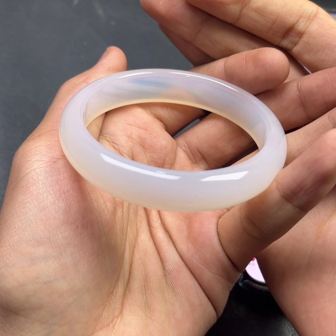 玛瑙/玉髓颈饰未镶嵌多样性钢板料白月光手镯货头