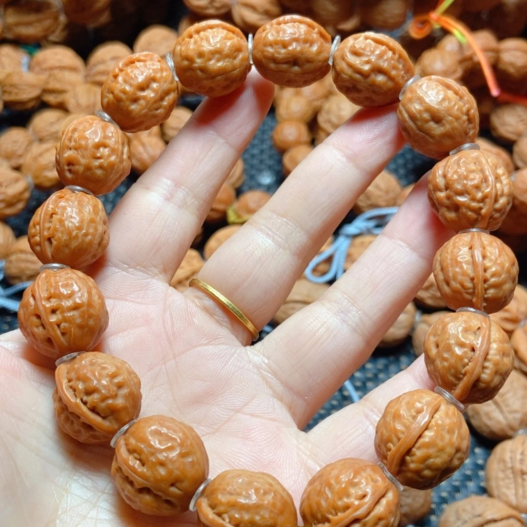 文玩核桃手串A****. 随机发