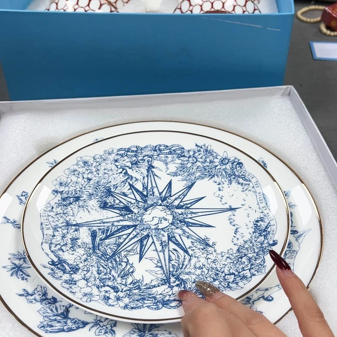 瓷片七七美瓷的瓷器