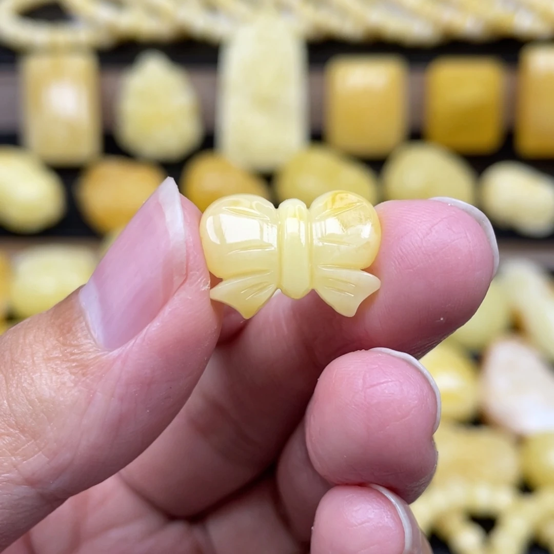 琥珀未镶嵌裸石琥珀蜜蜡