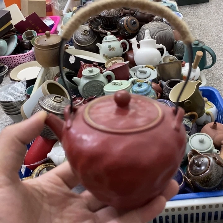 陶瓷艺术品及陶瓷壶