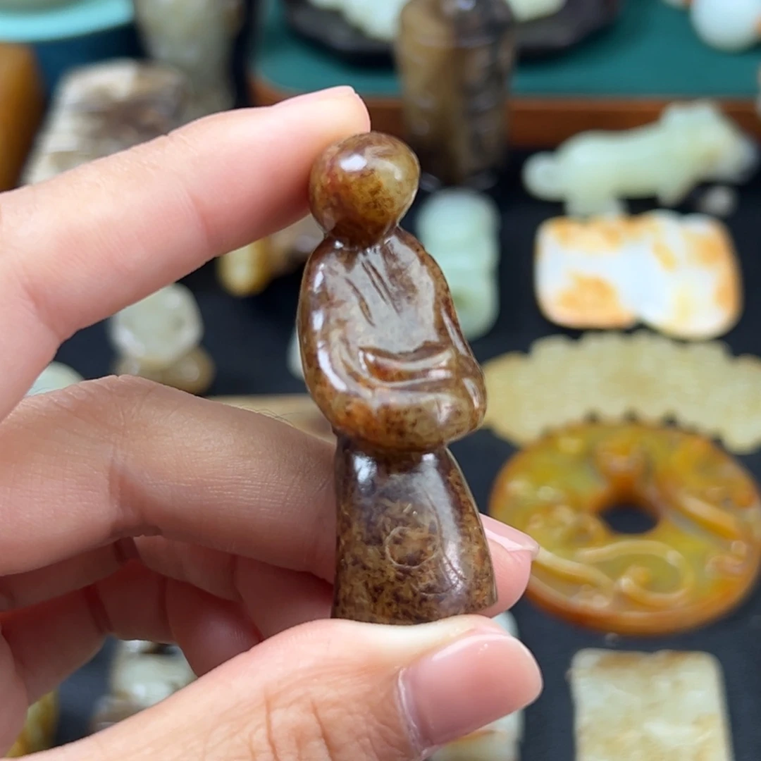 颈饰未镶嵌和田玉