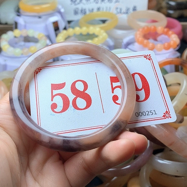 石英质玉（黄龙玉）未镶嵌手镯