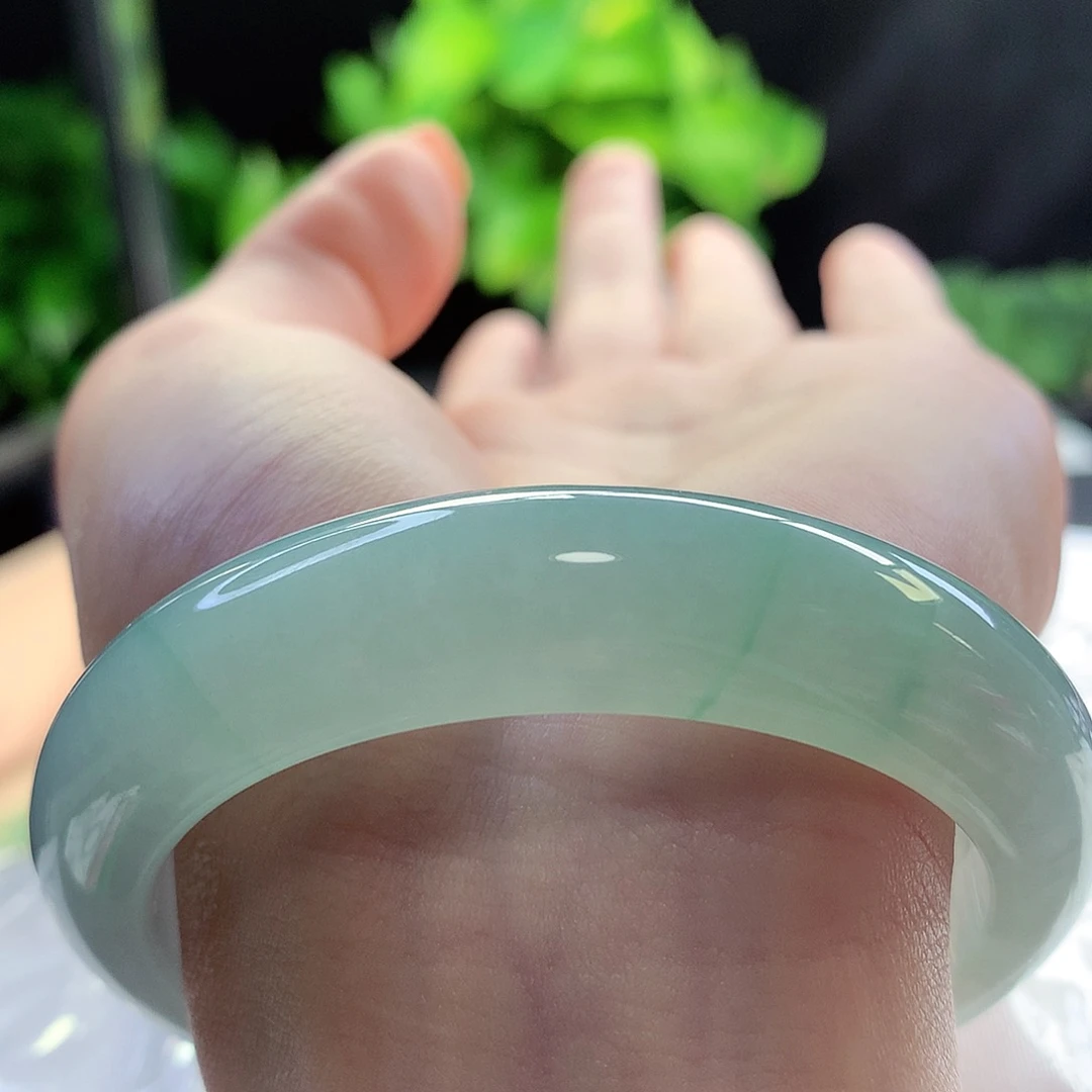 未镶嵌手镯翡翠天然A货翡翠54-55出水芙蓉底金丝绿 知性