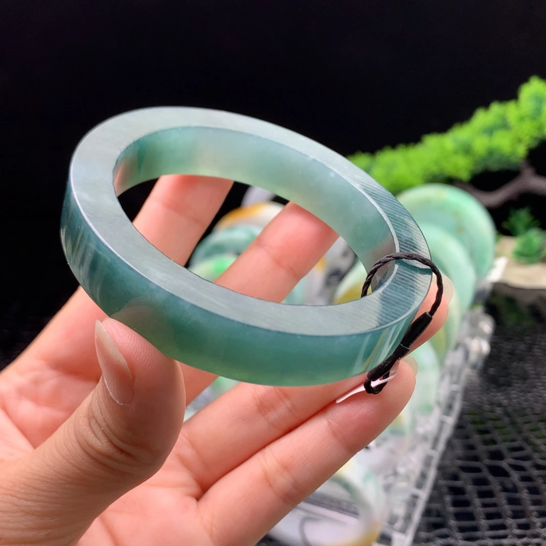未镶嵌纯天然A货翡翠定制翡翠