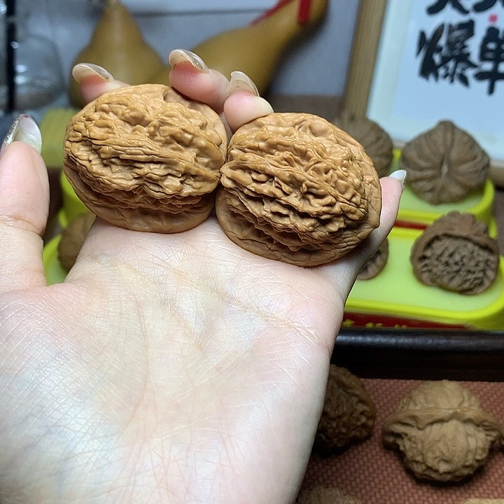 吊坠文玩核桃麦穗虎头