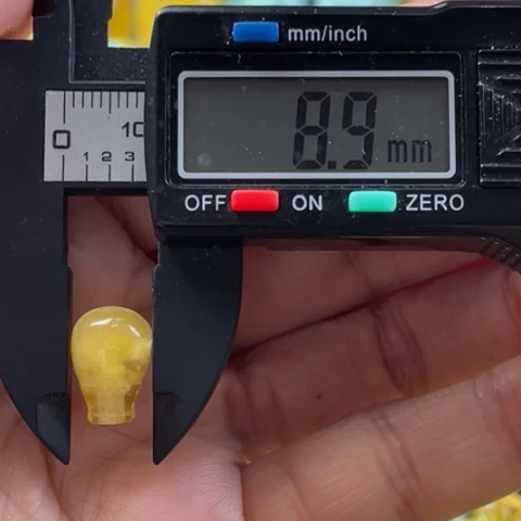 【闪购商品】未镶嵌蜜蜡裸石69杂