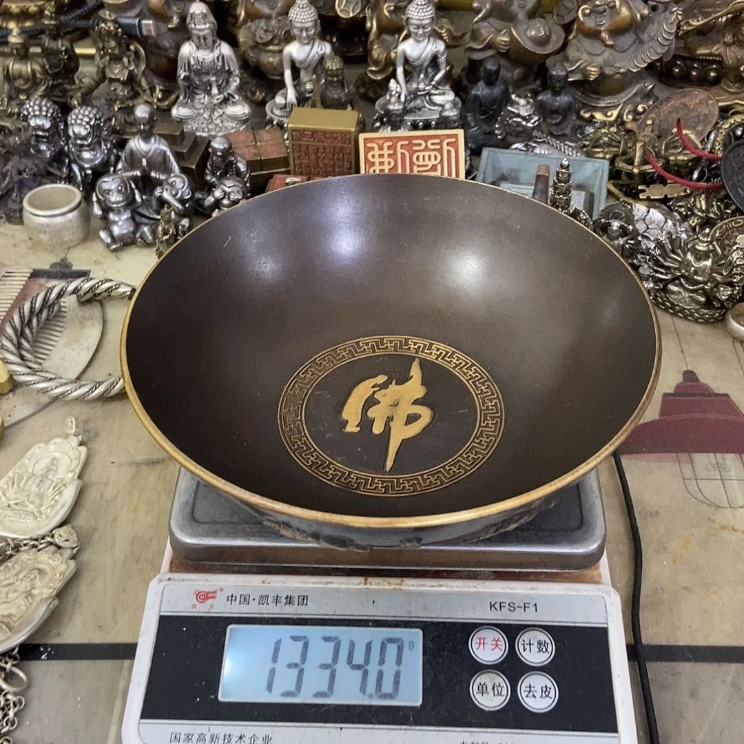 平**态老杨，黄铜摆件，老杨黄铜