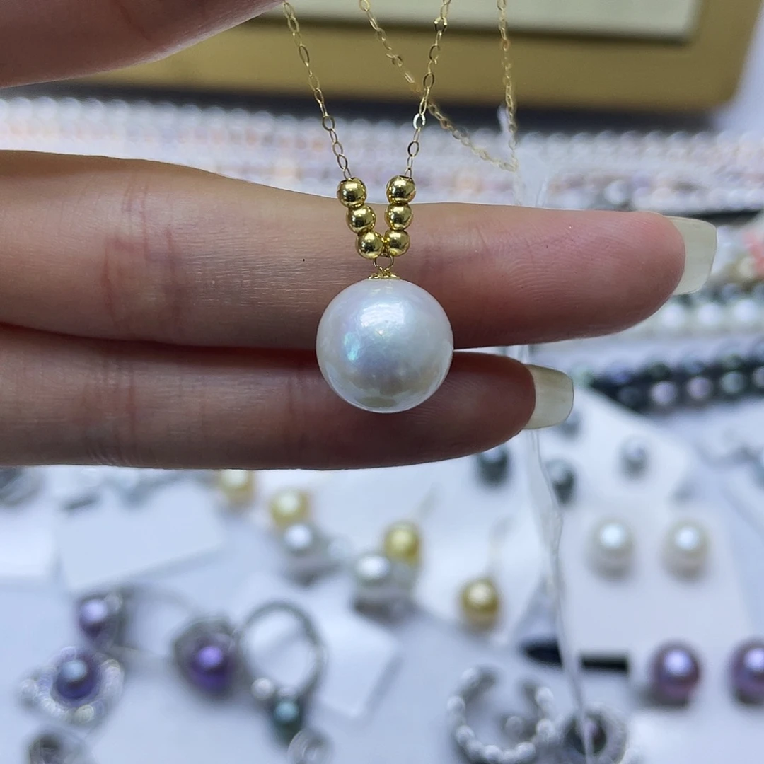 淡水珍珠18K金镶嵌颈饰