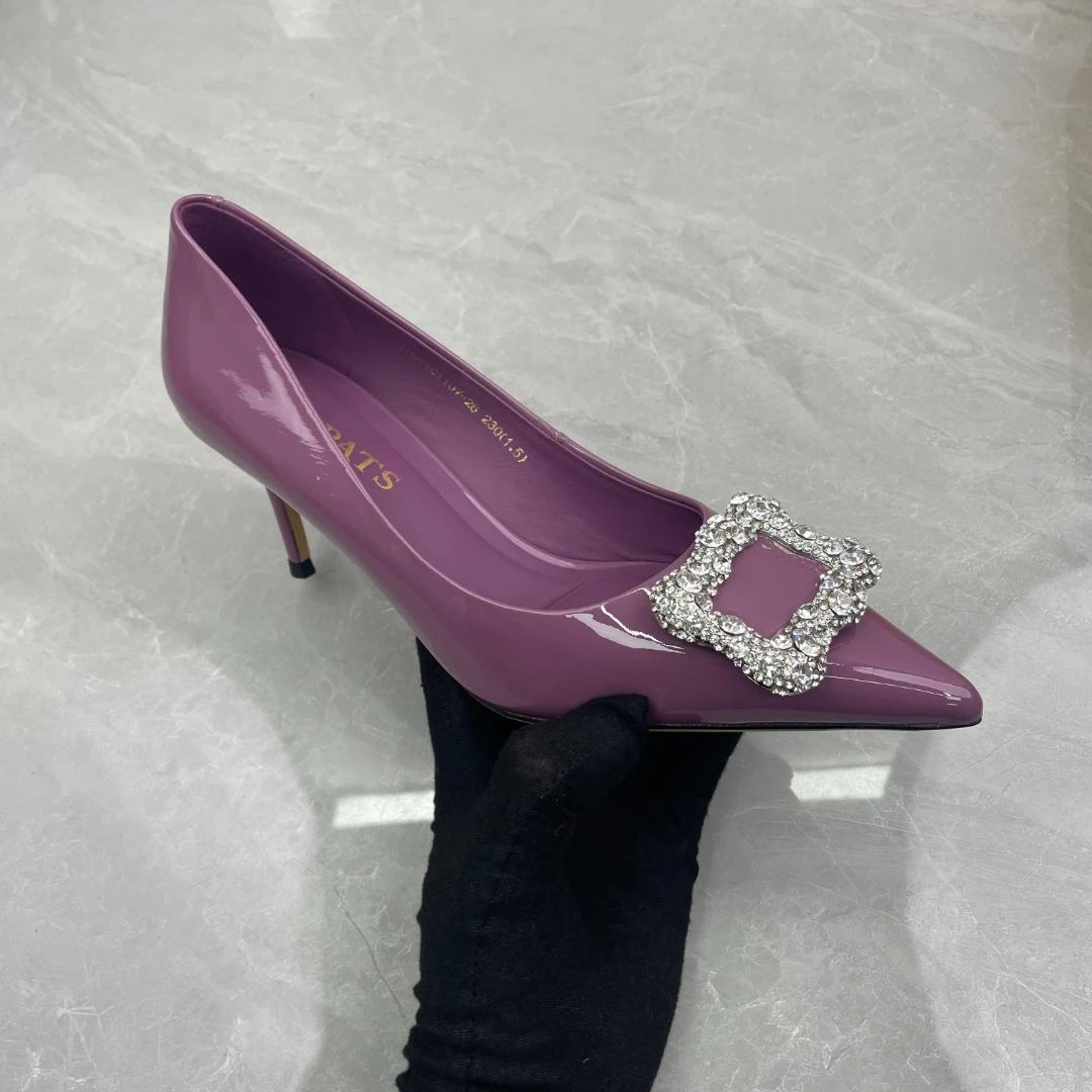 单鞋女 (牛皮)1107-26（孤品）e区36码