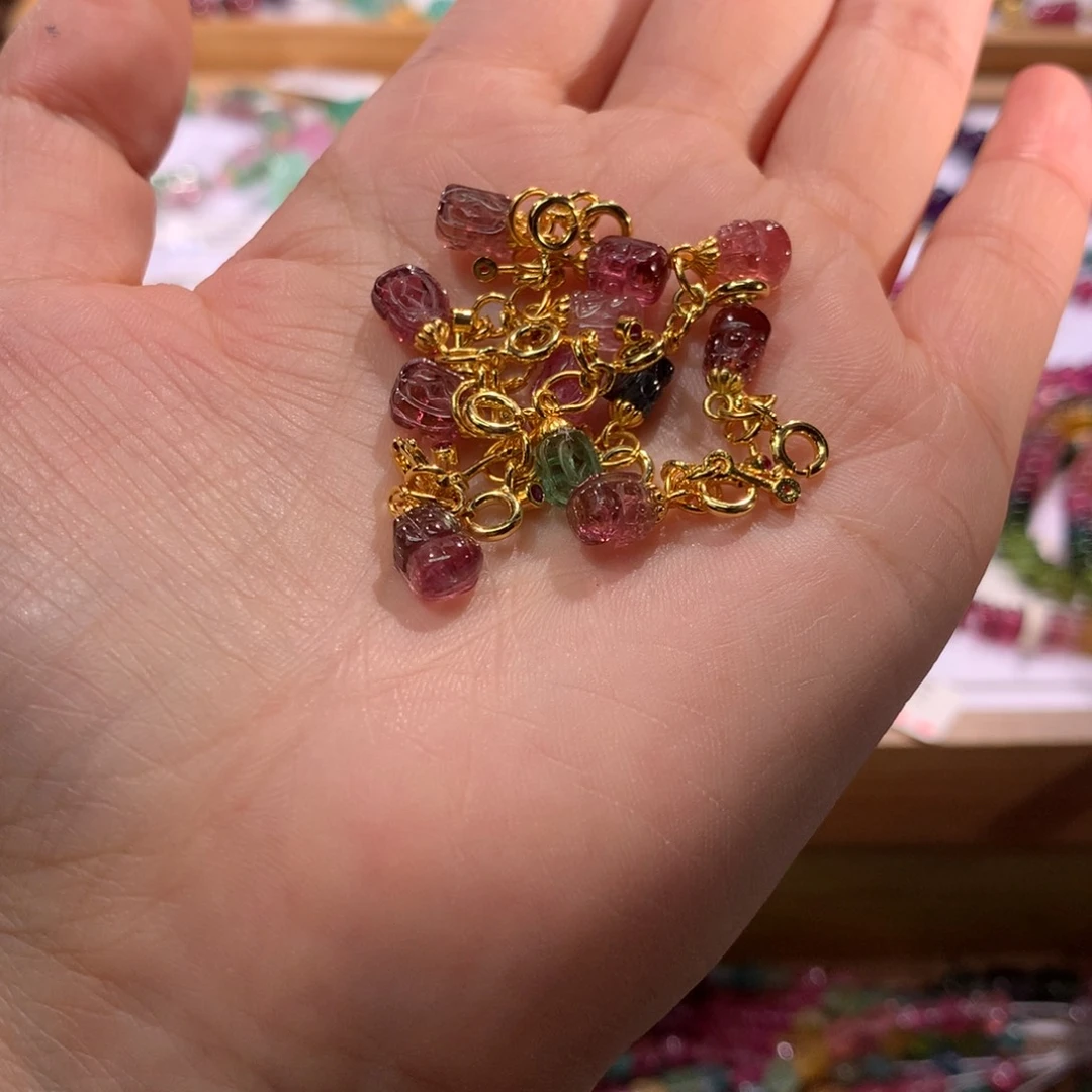 吊坠未镶嵌碧玺多样性发其一