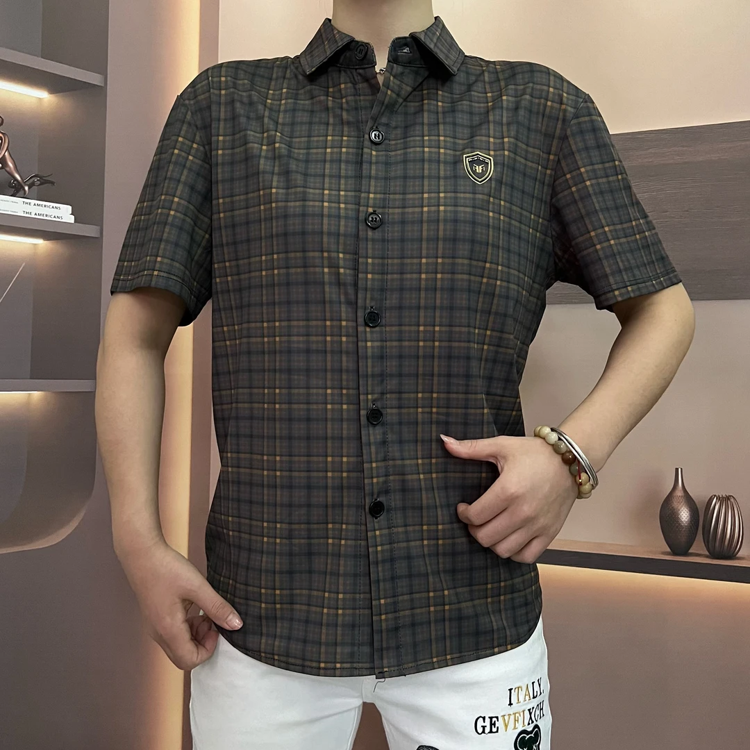 2025夏季男士短袖格子衬衫翻领纽扣修身时尚休闲帅气轻奢高端F293