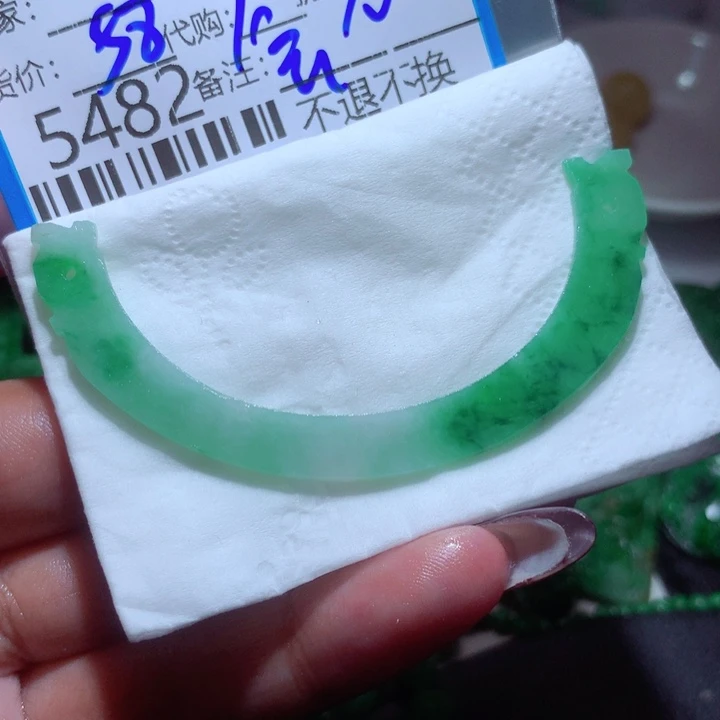 定制翡翠未镶嵌成**室