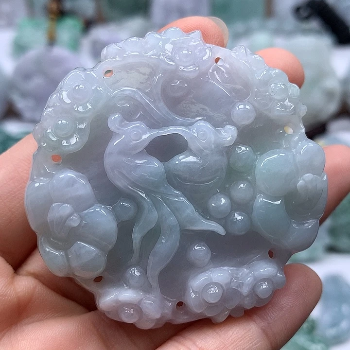 翡翠未镶嵌颈饰花开富贵两面工艺福利卡厚11+